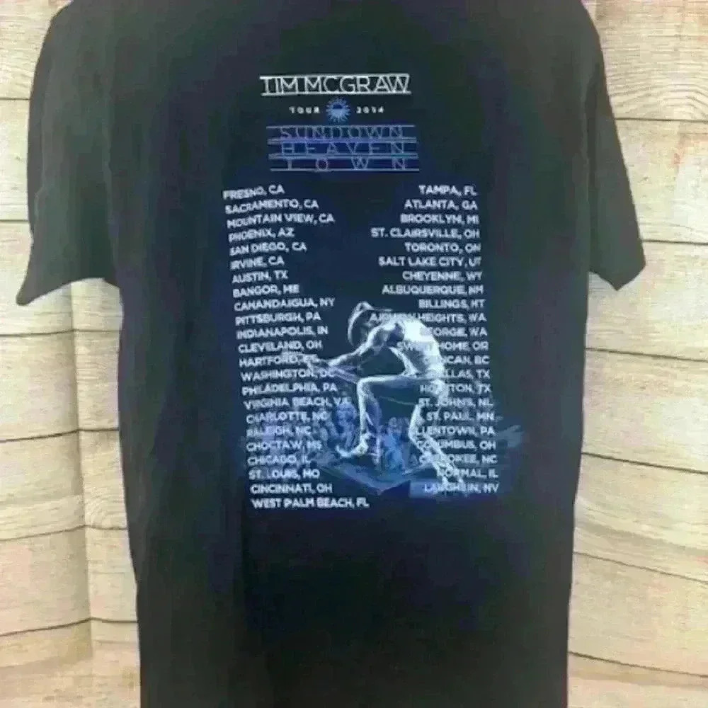 Tim McGraw 2014 Tour Tshirt size XL - Picture 2 of 7